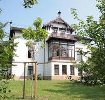 Individuelle Dachgeschoß-Wohnung mit großem Balkon - Dresden Blasewitz