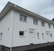 Erstbezug: 4-Zi.-Wohnung in DHH mit Terrasse und eigenem Gartenanteil höchster Energiestandard - Dresden