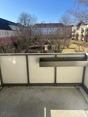 WhatsApp Image 2026-03-09 at 0 - 3 Zimmer Etagenwohnung zur Miete in Dresden