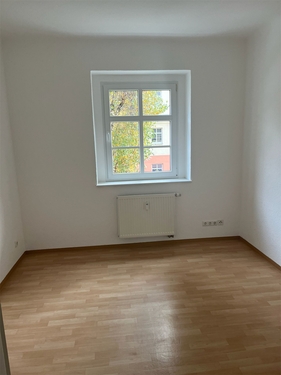 WhatsApp Image 2025-11-30 at 1 - 3 Zimmer Etagenwohnung zur Miete in Dresden