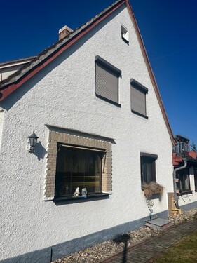 WhatsApp Image 2026-03-01 at 0 - 4 Zimmer Einfamilienhaus zum Kaufen in Dresden