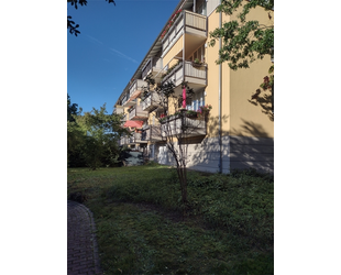 Klotzsche: 2-Zimmer-Wohnung mit Balkon, Wannenbad - Dresden