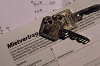 Befristeter Mietvertrag - Mietvertrag, Umzug, Miete, Vermieter, Mieter, Wohnungsschlüssel.